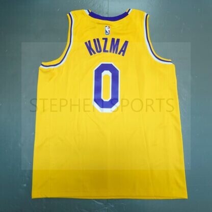 Nike Men's NBA Los Angeles Lakers Kyle Kuzma #0 Yellow Dri-Fit Swingman Jersey