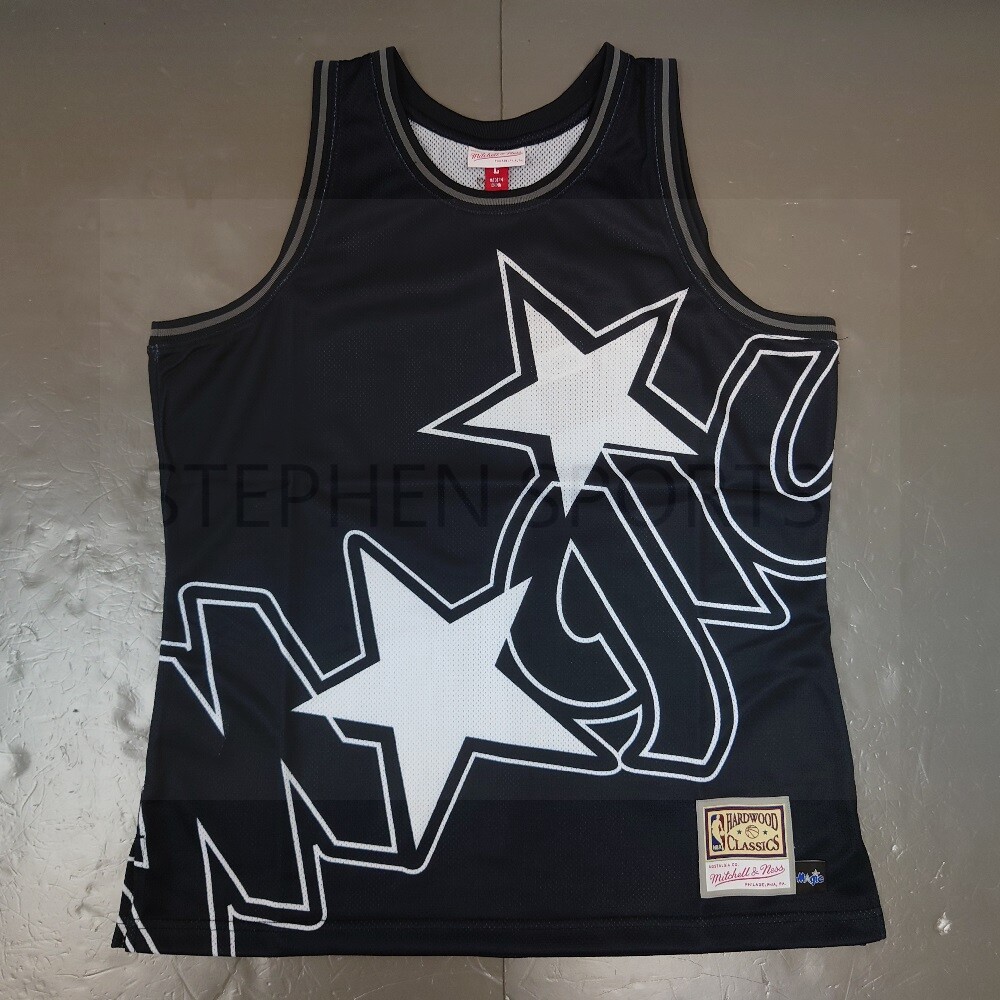 Men's Chicago Bulls Mitchell & Ness Black Hardwood Classics Big Face Tank  Jersey Tank Top